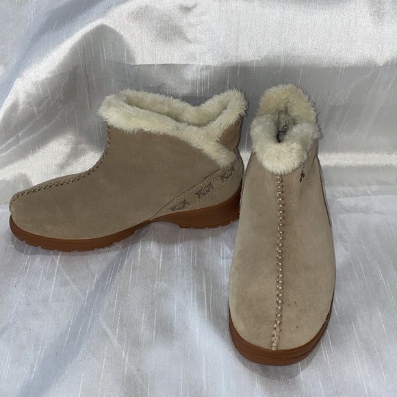 COPY - Kamik Jemma Waterproof Women’s Boots (8) - Picture 2 of 9